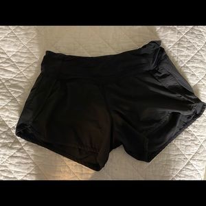 Black speed up shorts
